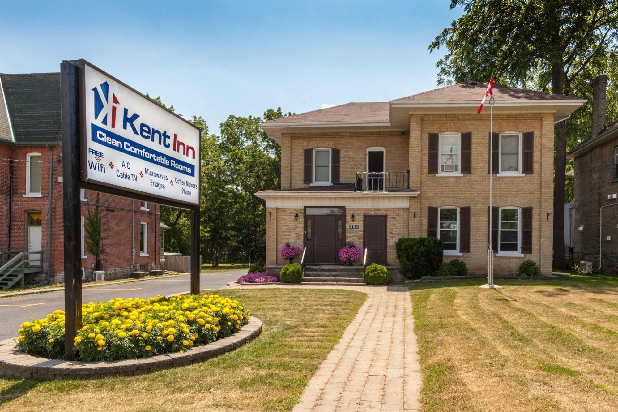 Kent Inn Lindsay Exterior photo